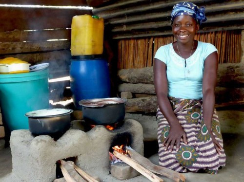 HIGH EFFICIENCY WOOD BURNING COOKSTOVES IN MALAWI