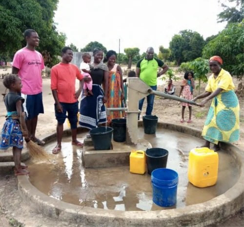 Mosambik IMPROVED KITCHEN REGIMES MANICA PROVINCE SAFE WATER